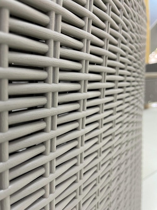 Уличное пластиковое кресло Beenera MANHATTAN ARMCHAIR под ротанг